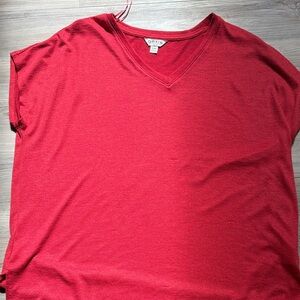 Orvis Women's Scarlet V-Neck Tee